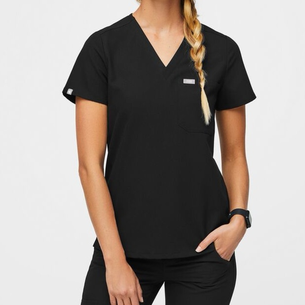 Figs Catarina One-Pocket Scrub Top
